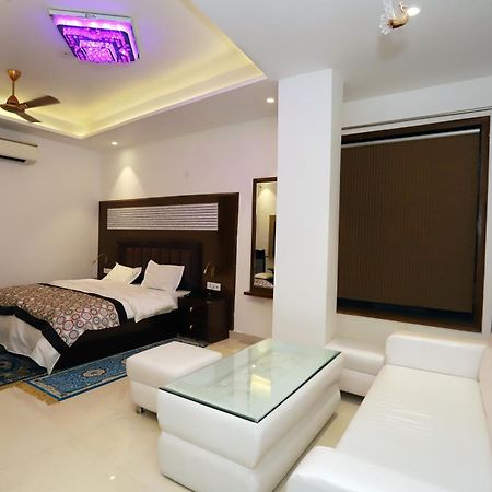 Vrindavan Guest House New Delhi Extérieur photo