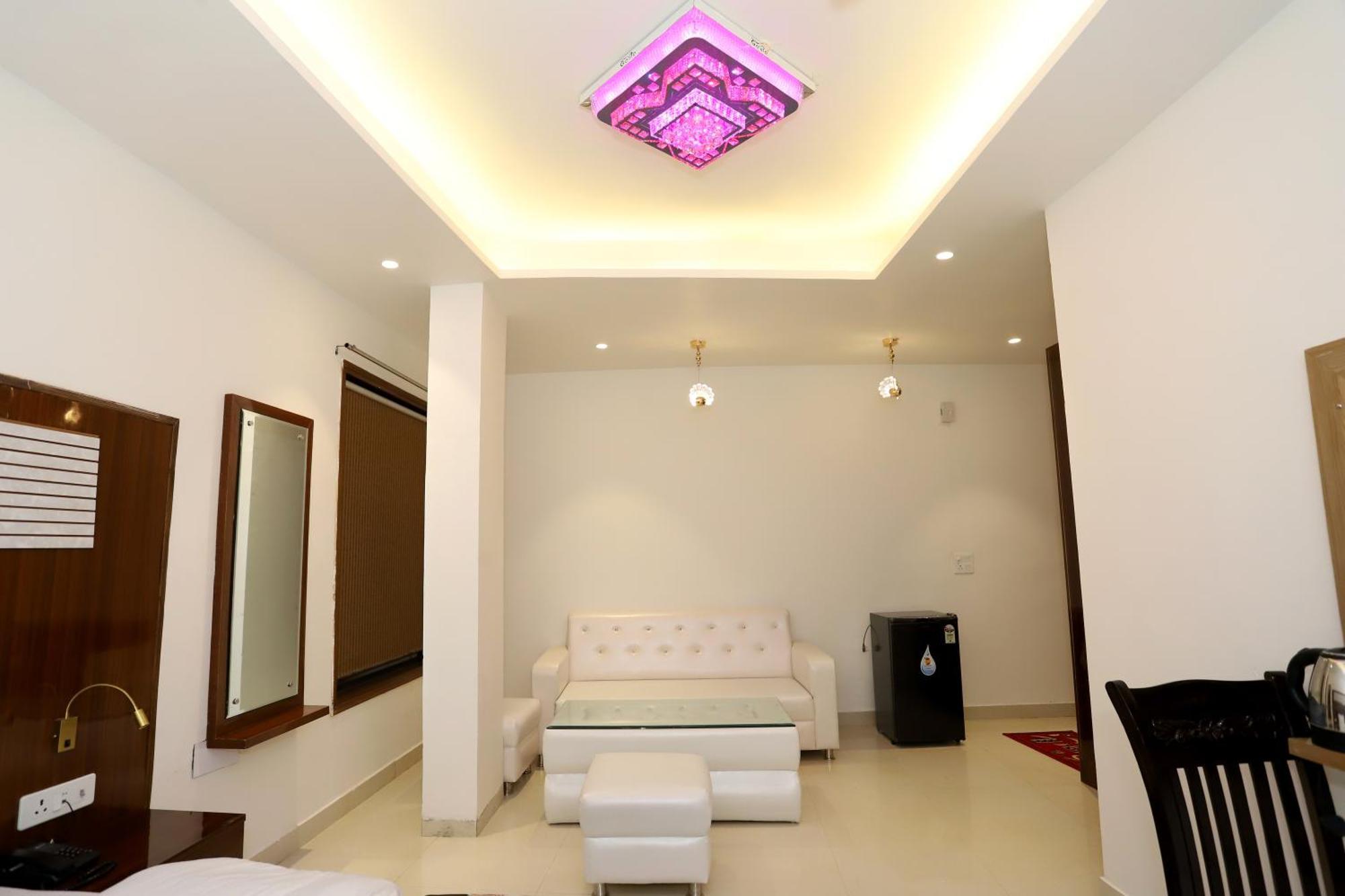 Vrindavan Guest House New Delhi Extérieur photo